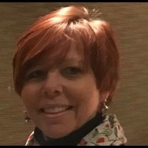 Meet your Posher, Dana